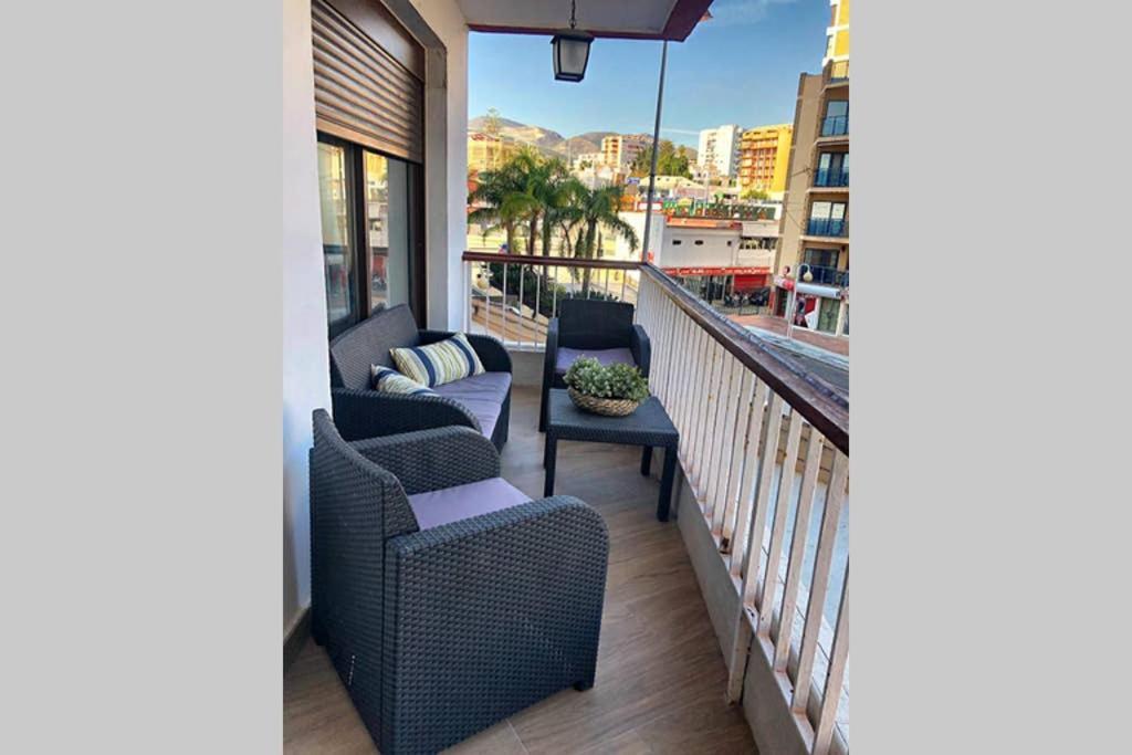 Apartment Coqueto En Puerto Marina Con Piscina Benalmadena